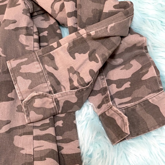 PRICE IS FIRM! NEW! Camo Jean Jacket Green And Gray Size Large - Picture 5 of 7